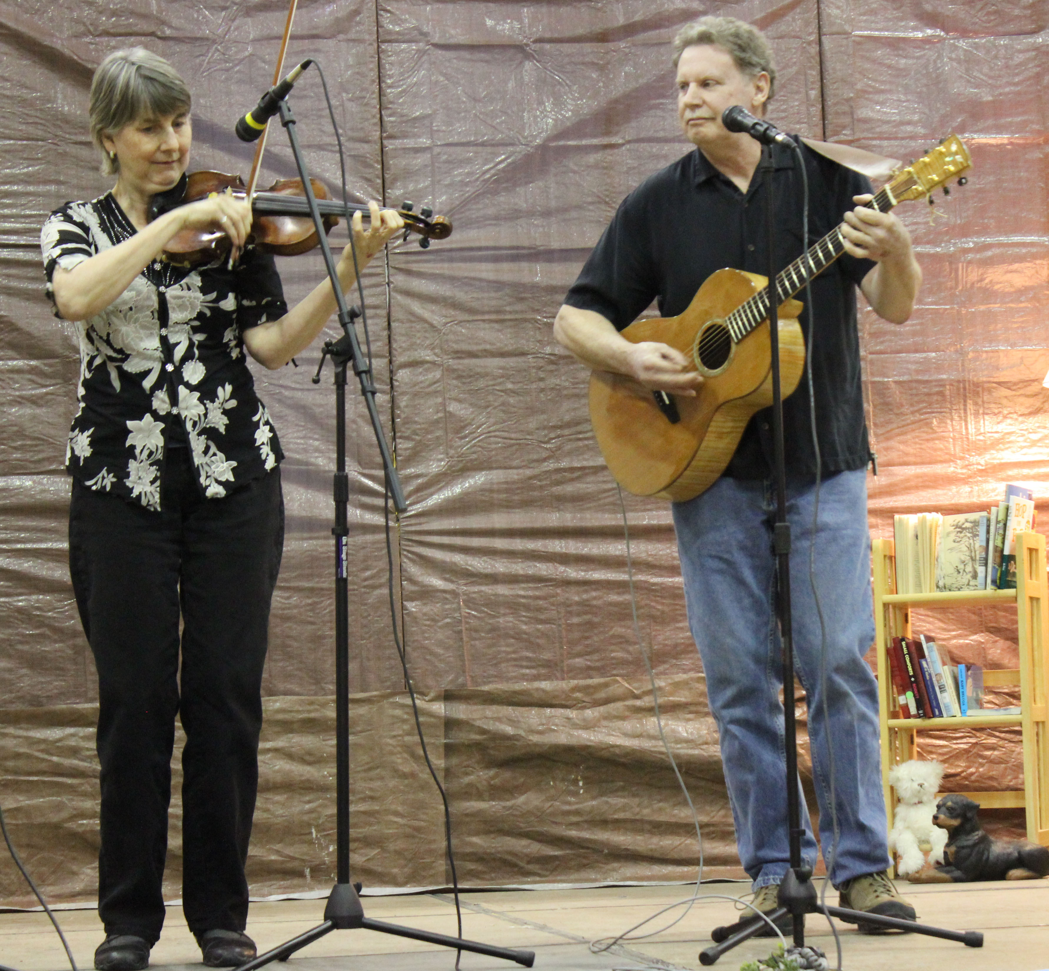 Sue Biggs and Jack Will get toes tapping and hands clapping at last year’s Anchor Point Public Library’s Cabin Fever Variety Show. The two will play again this year.-Homer News file photos