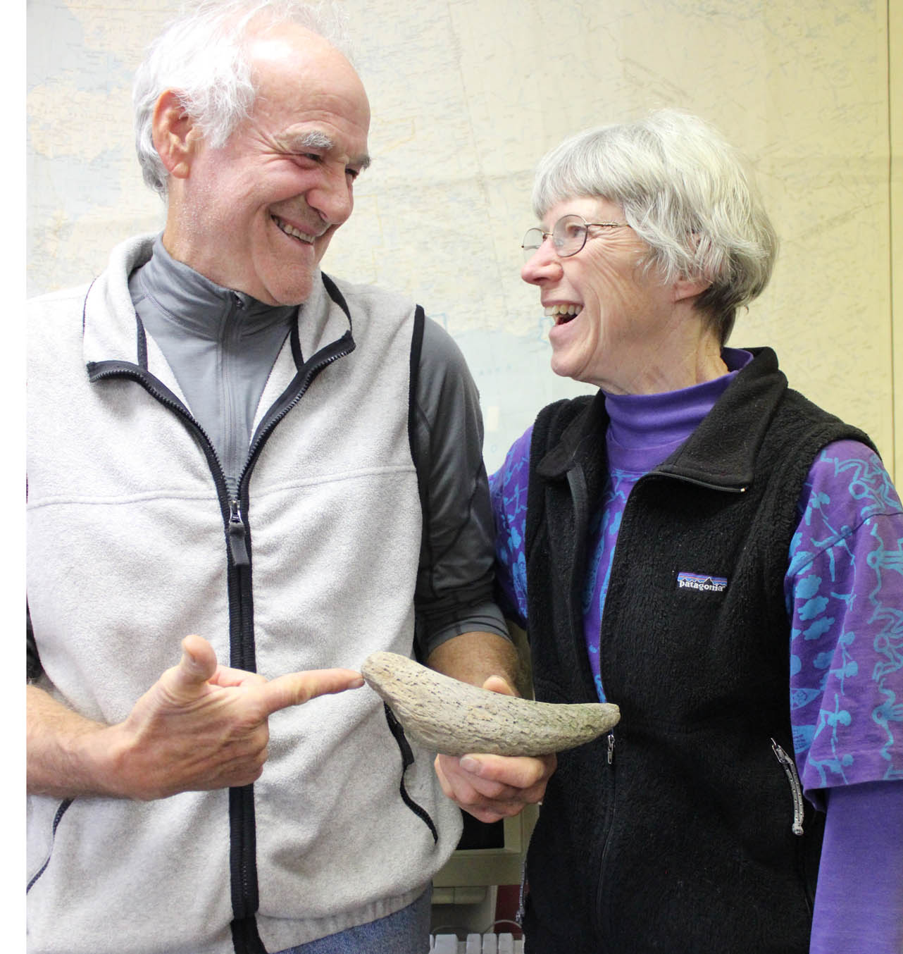 Phil Gordon and Janet Klein discuss the steppe bison horn remain Gordon found in the Dimond Creek area.