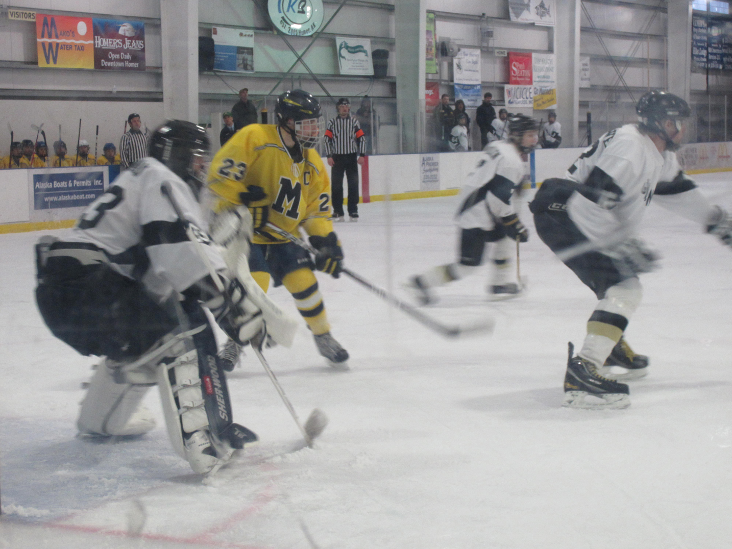 Mariner Carson Duggar prepares to score in the End of the Road Shootout game against Glennallen.-Photo by Wendy Wayne