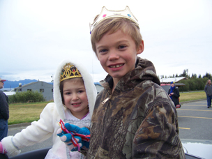 The Paul Banks Peanuts sent royalty representatives as well, with Maddie Moore and Aiden Clark wearing sparkling crowns. -Photo by McKibben Jackinsky, Homer News