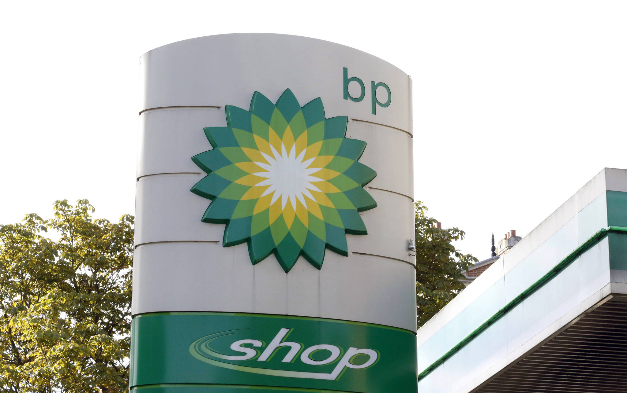 BP sheds Alaska assets, sells to Hilcorp Alaska for $5.6B