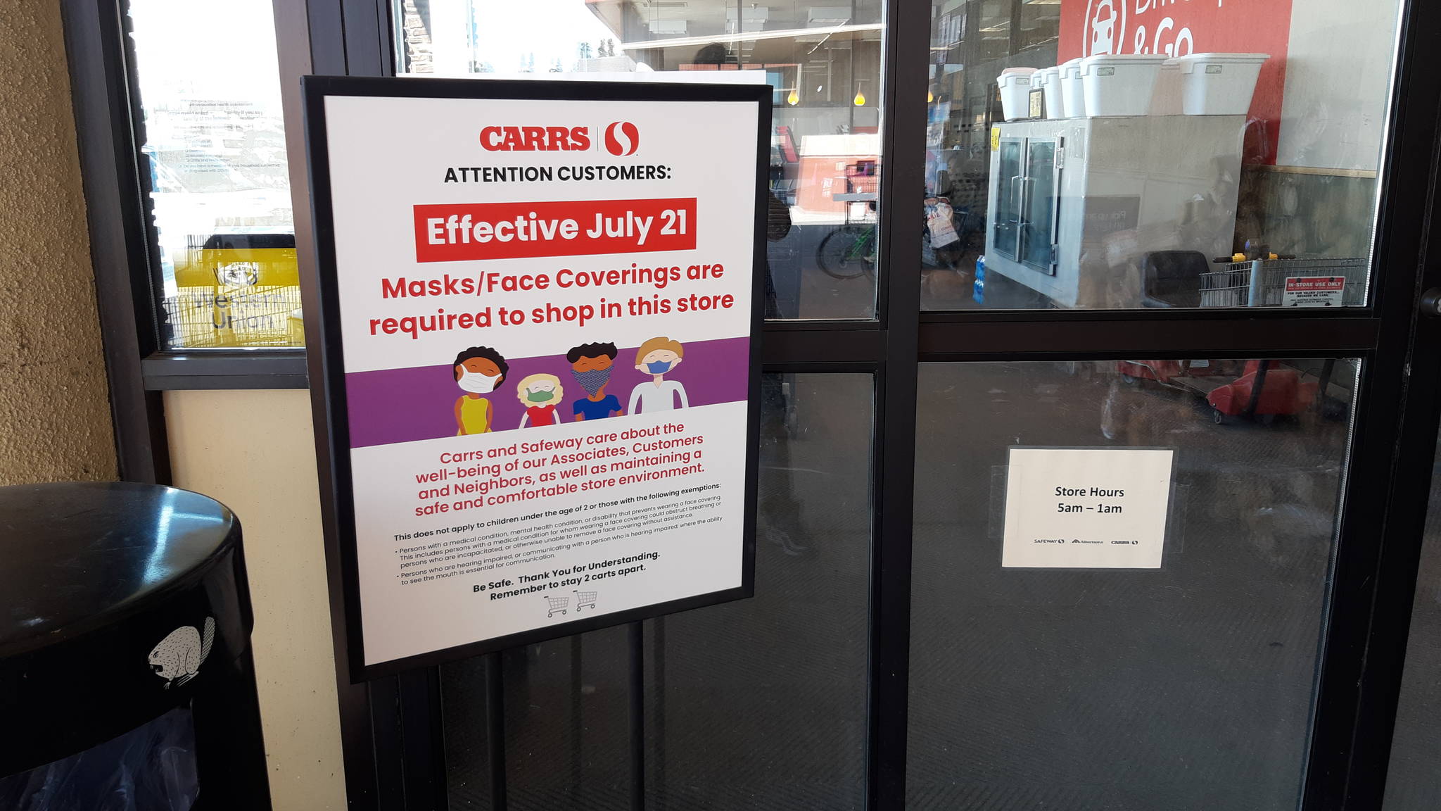 A sign detailing the store’s mask policy is seen here outside Safeway in Soldotna on July 21, 2020. (Photo by Brian Mazurek/Peninsula Clarion)