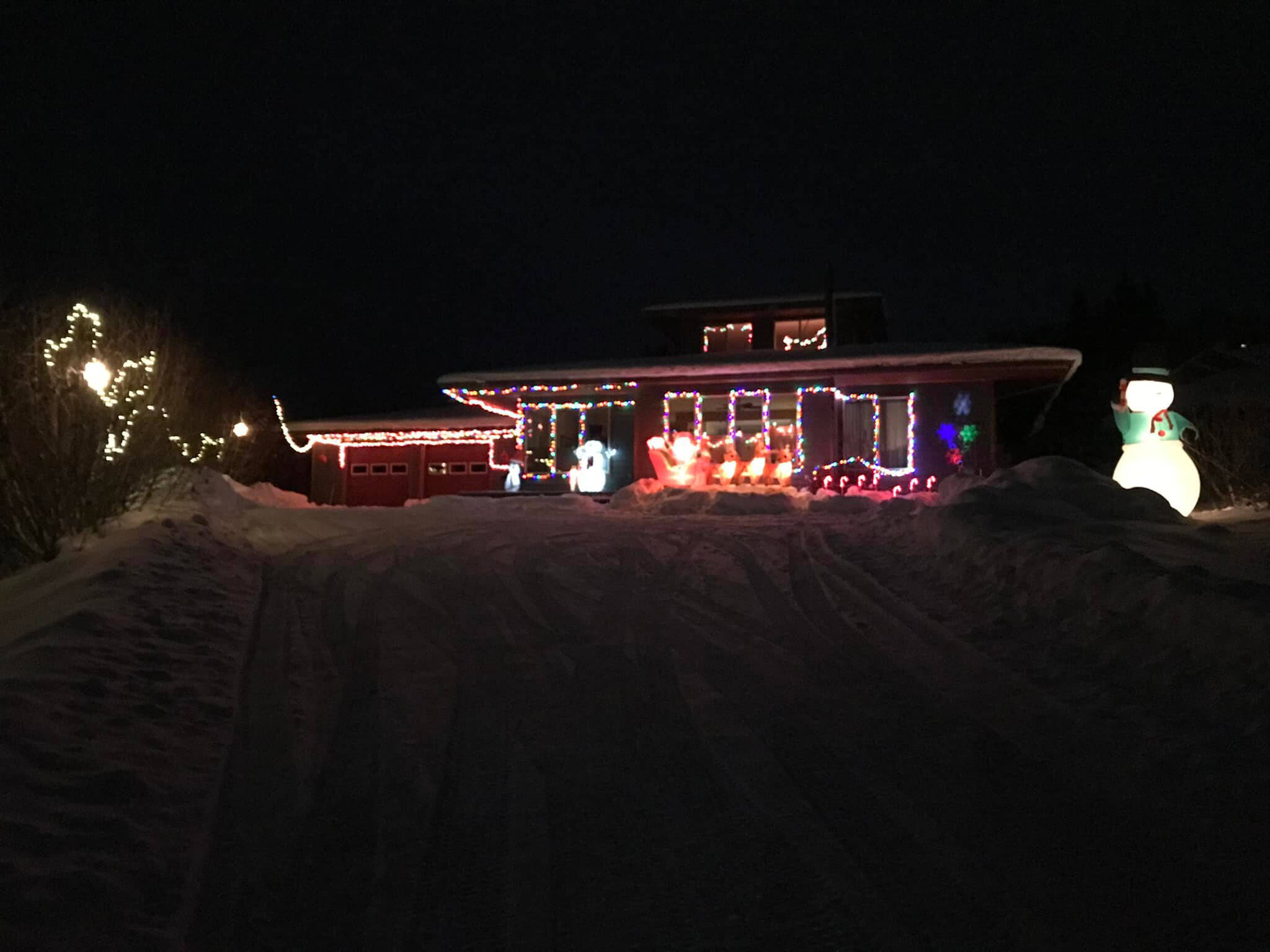 A home on Soundview Avenue is one of the entrants in the Let it Glow holiday lighting contest. (Photo courtesy Homer Chamber of Commerce)
