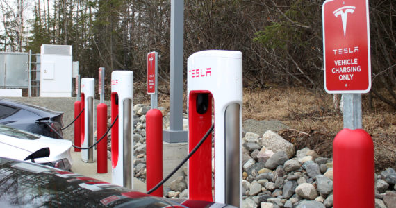 Teslas charge at Alaska’s first Tesla Supercharger station on Saturday, April 30, 2022, in Soldotna, Alaska. (Ashlyn O’Hara/Peninsula Clarion)