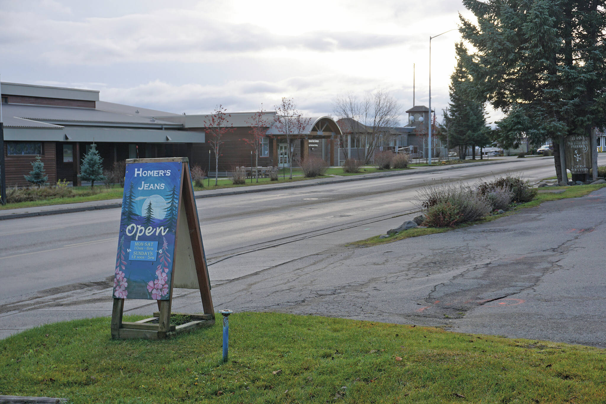 Homer Police said this area on East Pioneer Avenue in front of Homer’s Jeans and the Kachemak Bay Campus was where search dogs indicated a “car pick up,” or a scent that suggested a person had gotten in a vehicle, for Anesha “Duffy” Murnane. Murnane was last seen in Homer, Alaska, on Oct. 17, 2019. This photo was take on Nov. 10, 2019. (Photo by Michael Armstrong/Homer News)