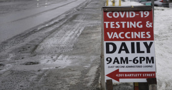 Photo by Michael Armstrong/Homer News
A sign at the corner of Pioneer Avenue and Bartlett Street points the way to the South Peninsula Hospital COVID-19 testing and vaccine clinic on Bartlett Street on Feb. 17, 2021, in Homer, Alaska.
A sign at the corner of Pioneer Avenue and Bartlett Street points the way to the South Peninsula Hospital COVID-19 testing and vaccine clinic on Bartlett Street on Feb. 17, 2021, in Homer, Alaska. (Photo by Michael Armstrong/Homer News)