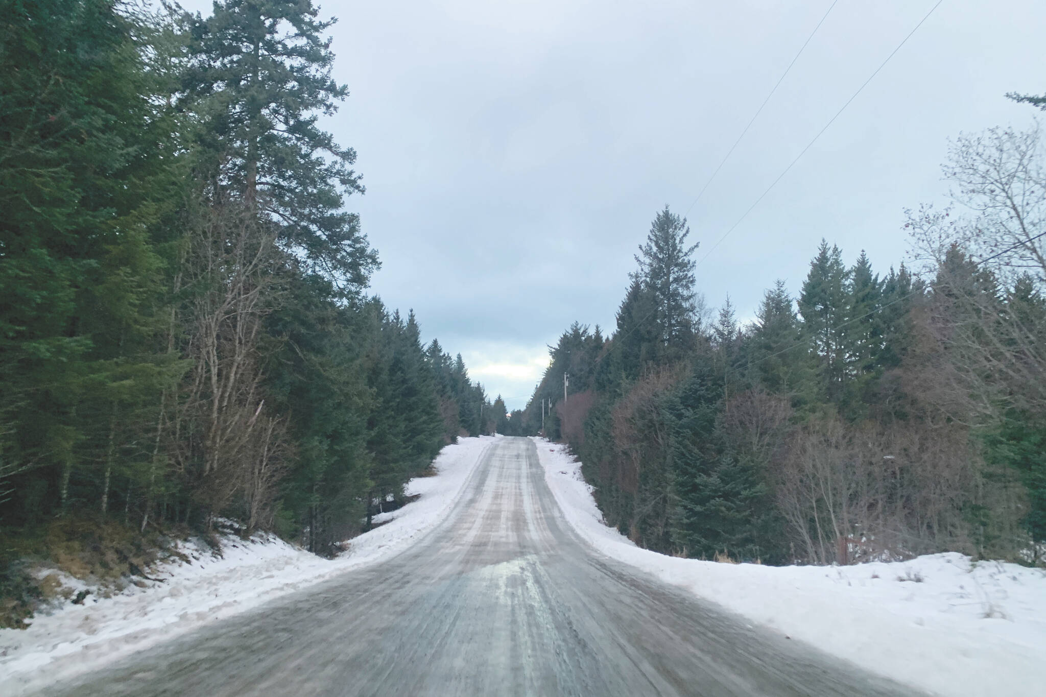 Winter meets spring road conditions, Jan. 25, 2023, in Homer, Alaska. (Photo by Christina Whiting/Homer News)