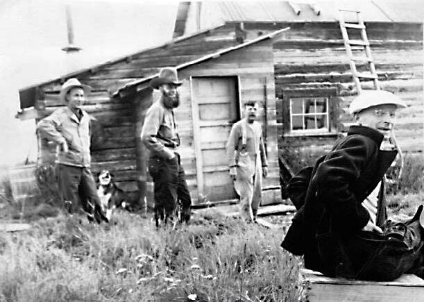 Photo courtesy of the Knackstedt Collection
Windy Wagner enjoyed entertaining company at his home along the Kenai River.