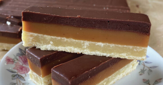 This homemade bar of shortbread, caramel and chocolate mimics a brandname candy bar for a luxurious at-home treat. (Photo by Tressa Dale/Peninsula Clarion)