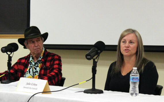 Jake Dye/Peninsula Clarion
Brad Snowden and Julie Crites participate in a Seward City Council candidate forum at the Seward Community Library in Seward on Thursday.