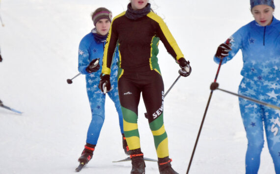 Seward’s Katie Van Buskirk races in the pace at the Turkey Skate on Tuesday, Nov. 21, 2023, at Tsalteshi Trails just outside of Soldotna, Alaska. (Photo by Jeff Helminiak/Peninsula Clarion)