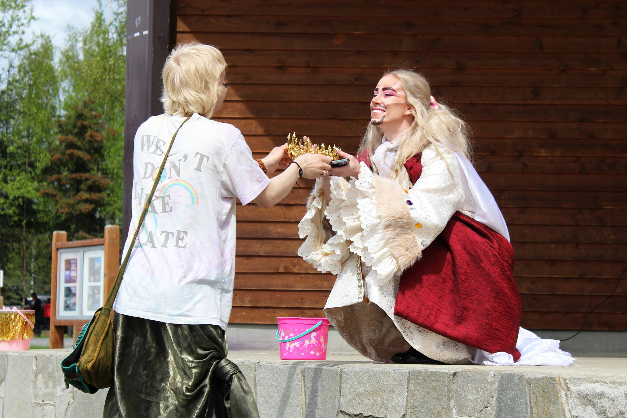 Ashlyn O’Hara/Peninsula Clarion
Drag performer Jasper Dragful accepts a crown after speaking about the history of drag during Soldotna Pride in the Park on Saturday, June 3, 2023, in Soldotna, Alaska.