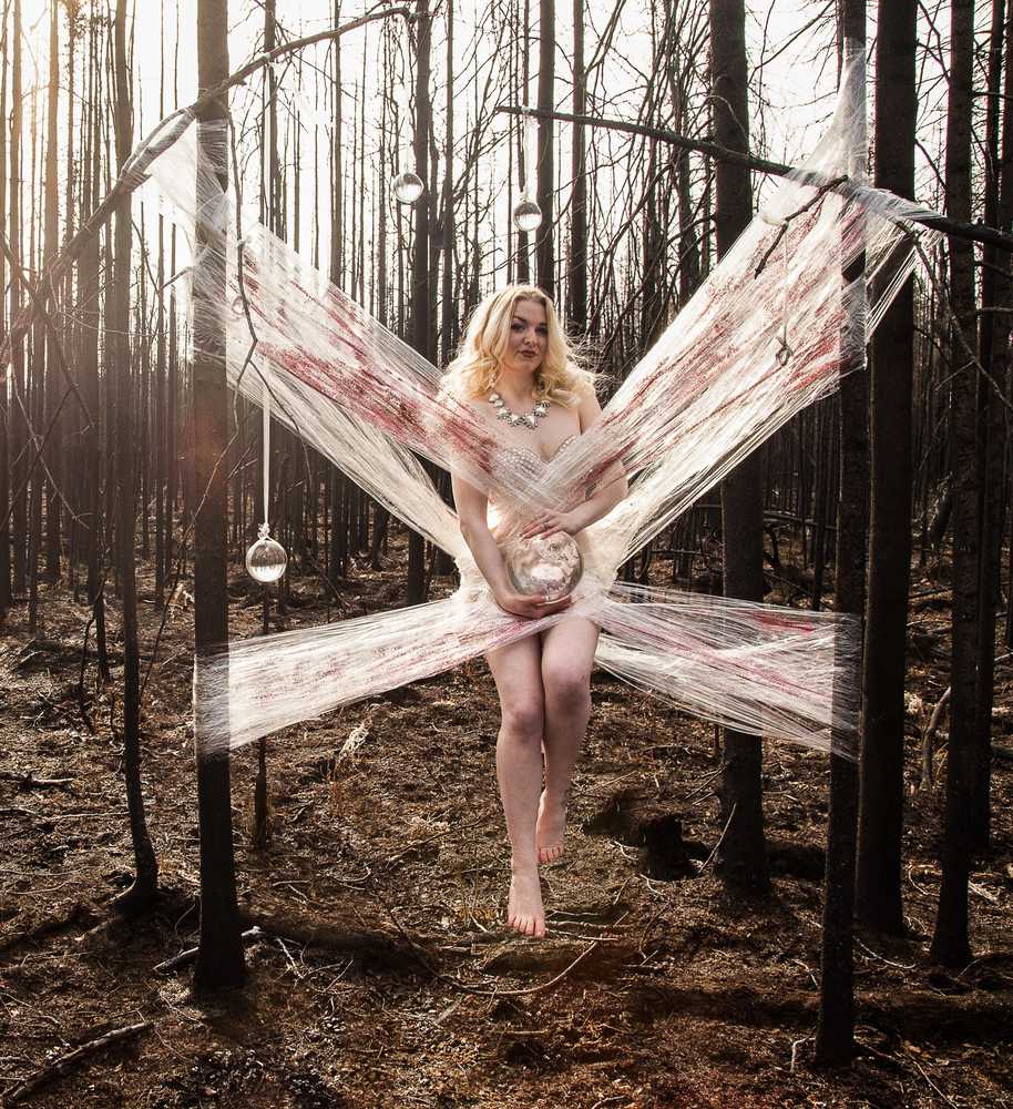 Photographer finds inspiration in her children