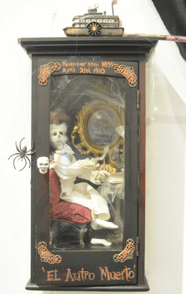 Lynn Marie Naden's "El Autro Muerto."