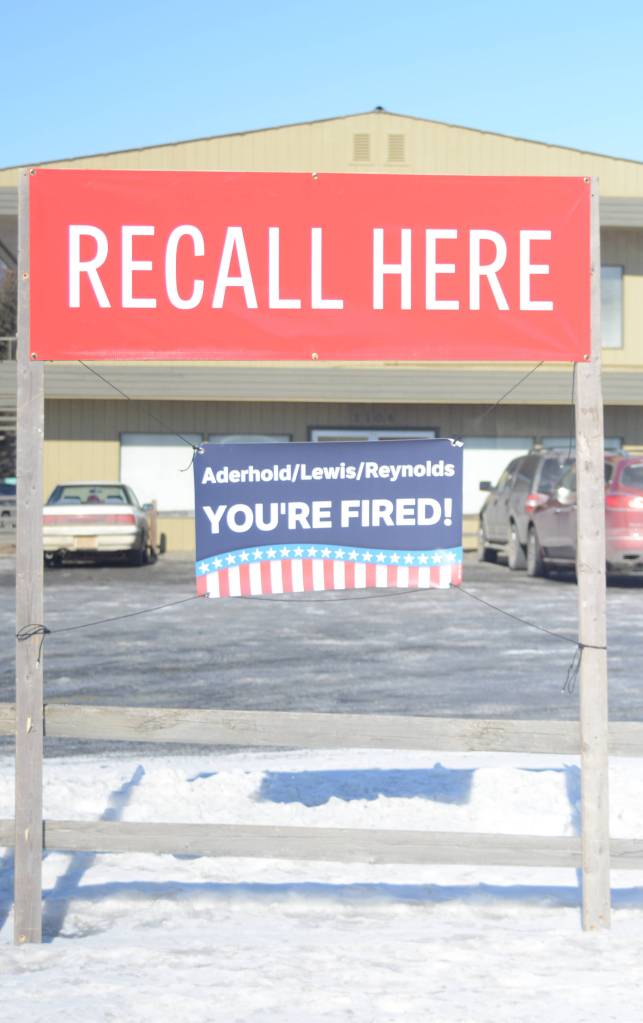 Resolution emails show backstage political process