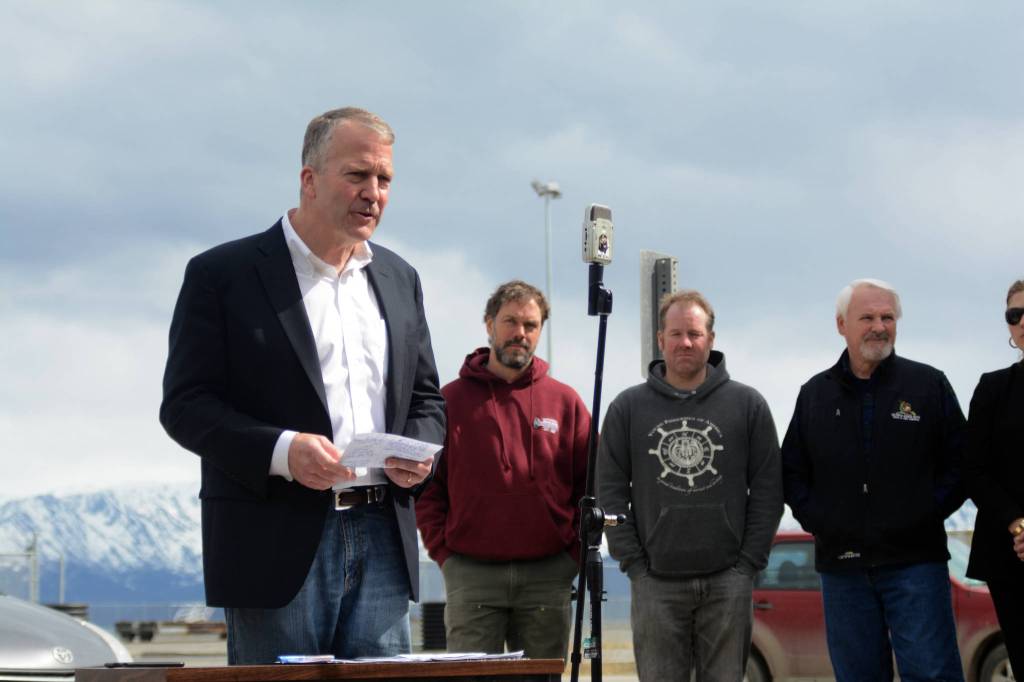 Sullivan faces SRO crowd at harbor