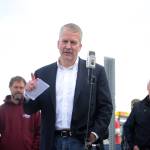 Sullivan faces SRO crowd at harbor