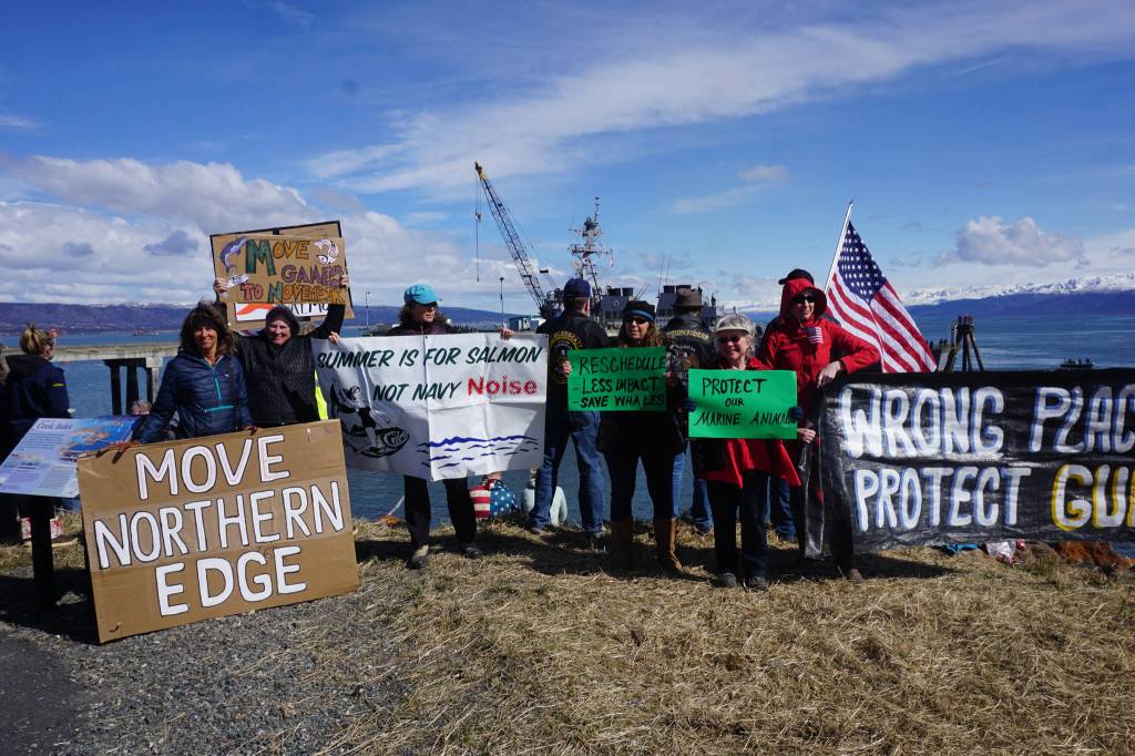 Homer gives huge welcome to USS Hopper