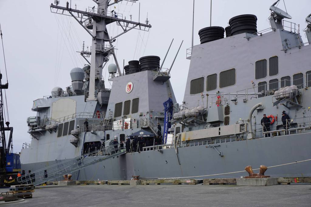 Homer gives huge welcome to USS Hopper