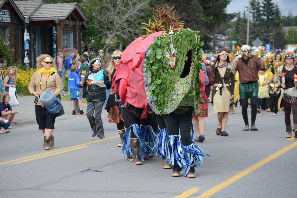 Sun shines on the Fourth