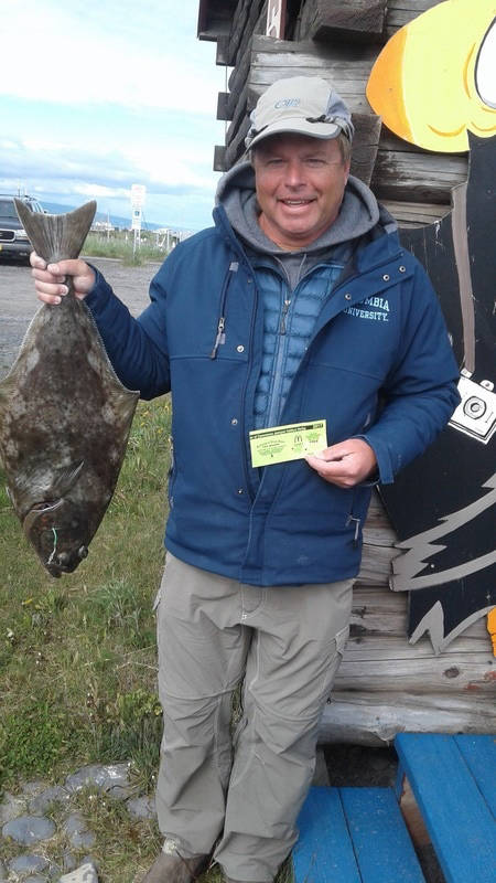 Humans not the only fishers at the hole