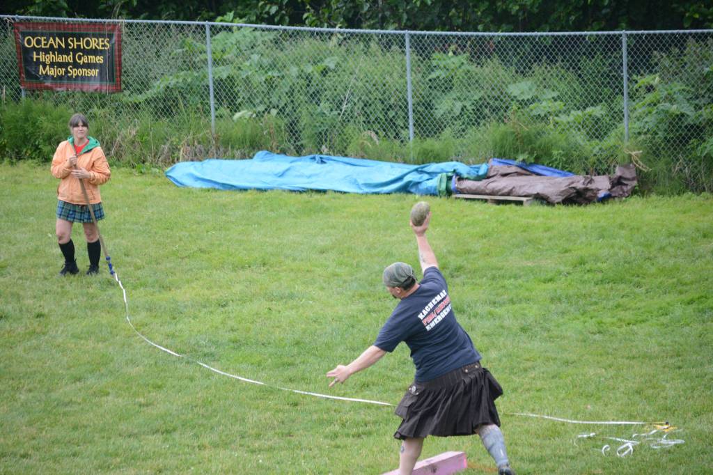 Mist doesn’t dampen spirit of Highland Games