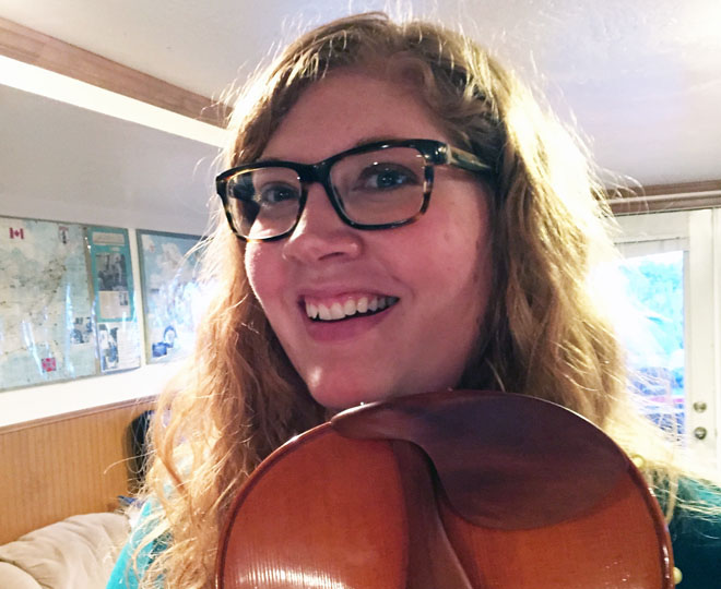 Trina Uvaas, violins