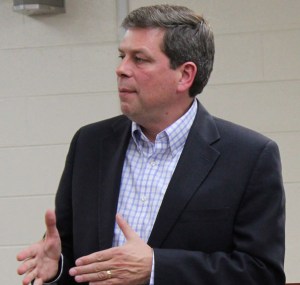 U.S. Sen. Mark Begich talks to a Homer