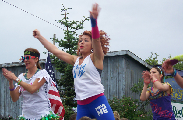 The Zumba float adds rhythm to Homer’s parade-Photo by McKibben Jackinsky, Homer News