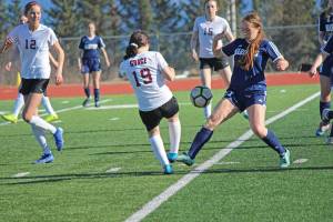 Mariner soccer teams defeat Grace Christian