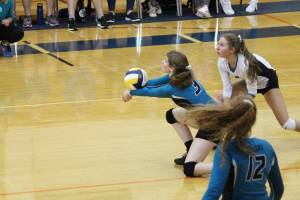 Nikiski volleyball ekes out win over Mariners