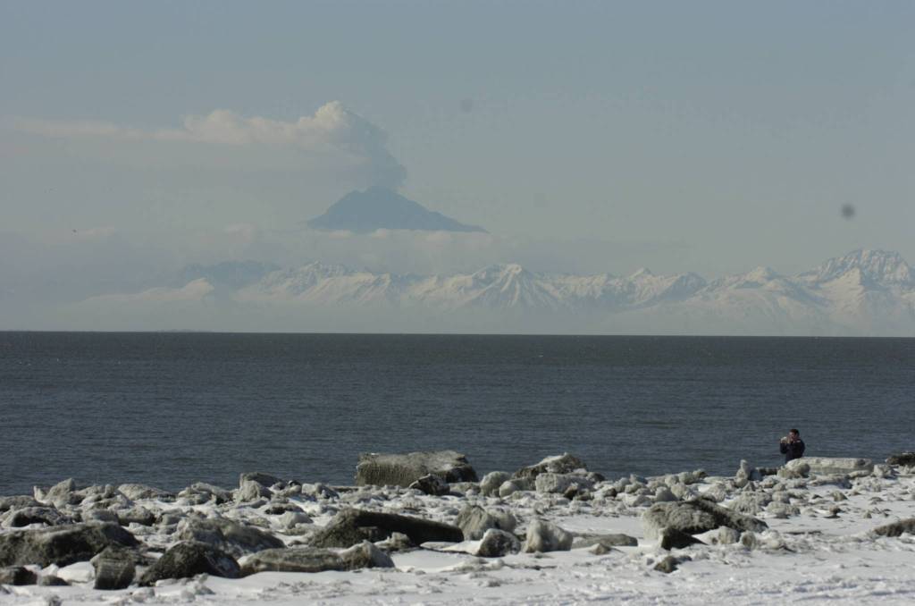 Redoubt erupting April, 4, 2009. (Clarion file photo)