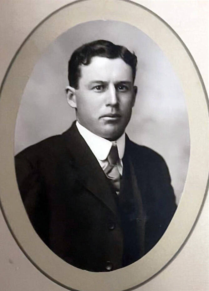 In 1917, Miriam Davidson married Thomas Joachim Mathers (above). According to family lore, they divorced in about 1927.