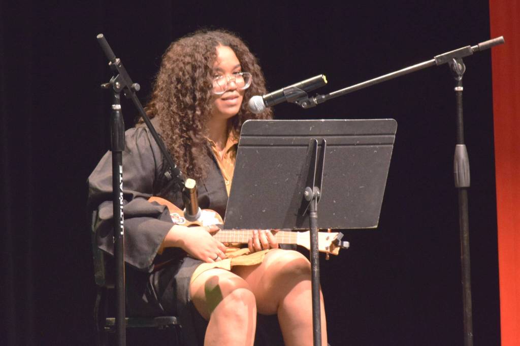 Ndea Rollins performs Cant Help Fallin in Love during Connections Homeschools commencement ceremony on Thursday, May 19, 2022, in Soldotna, Alaska. (Ashlyn OHara/Peninsula Clarion)