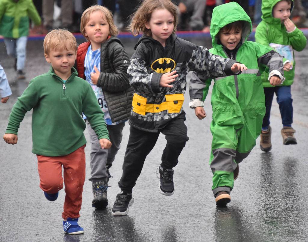 Racers compete in Mini Mount Marathon on Tuesday, July 4, 2023, in Seward, Alaska. (Photo by Jeff Helminiak/Peninsula Clarion)
