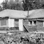 Photo courtesy of the Keeler Family Collection
Lawrence and Lorna Keelers family home near Stariski Creek in the early 1950s.