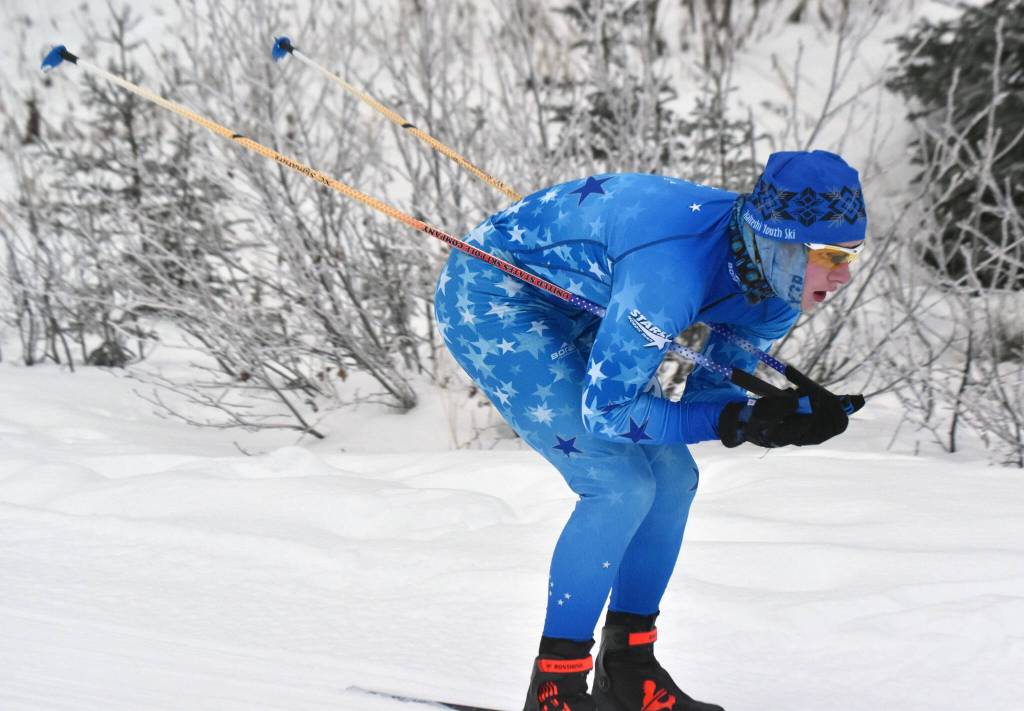Soldotnas Michael Davidson nears the finish of the boys varsity race of the Turkey Skate on Tuesday, Nov. 26, 2024, at Tsalteshi Trails just outside of Soldotna, Alaska. (Photo by Jeff Helminiak/Peninsula Clarion)
