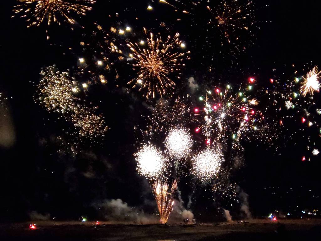 Fireworks fill the night sky above Mariner Park on the Homer Spit during the seventh annual crowdfunded New Years Eve Fireworks Fantastical on Tuesday, Dec. 31, 2024, in Homer, Alaska. (Delcenia Cosman/Homer News)