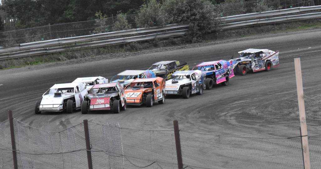 The Modifieds get ready to start the Modified Dirty 30 on Saturday, July 19, 2025, at Twin City Raceway in Kenai, Alaska. (Photo by Jeff Helminiak/Peninsula Clarion)