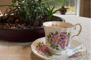 Serve your London Fog in a lovely cup and enjoy while reading the news. (Photo by Tressa Dale/Peninsula Clarion)