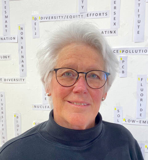 Rebecca Carlton is a fact engendered transdisciplinary environmental and social sculpture artist based in Wisconsin. Photo provided by Elaine Miller